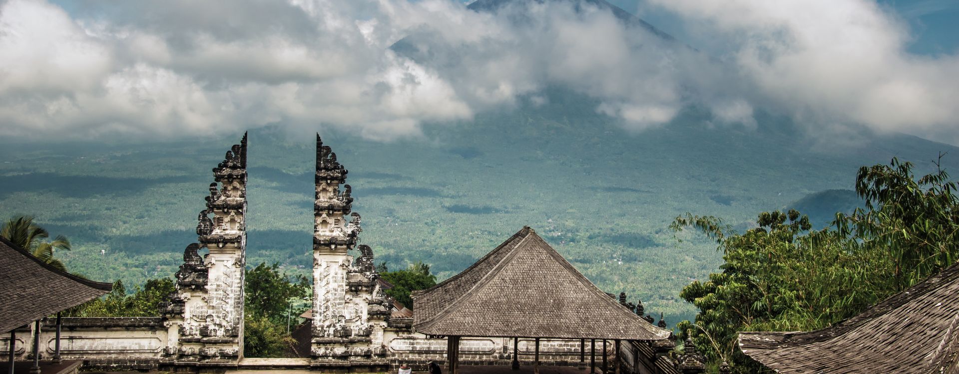 Eastern Bali Trip : Gate of Heaven and Besakih Temple Tour